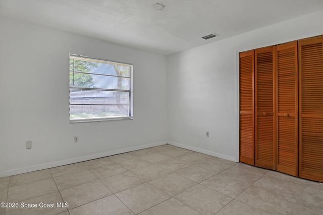 524 Aviation Avenue NE, Palm Bay, FL 32907