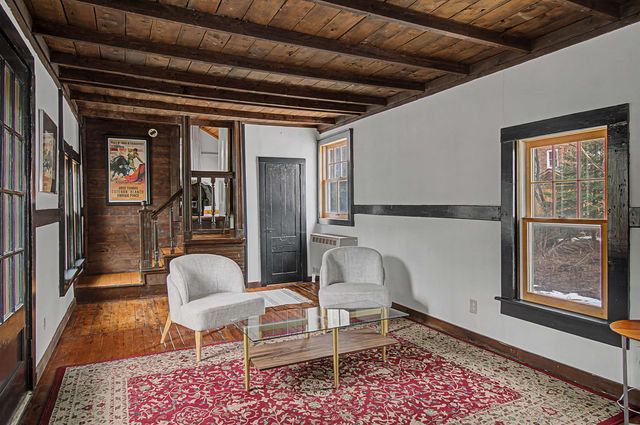 86 Stowe Street, Waterbury, VT 05676