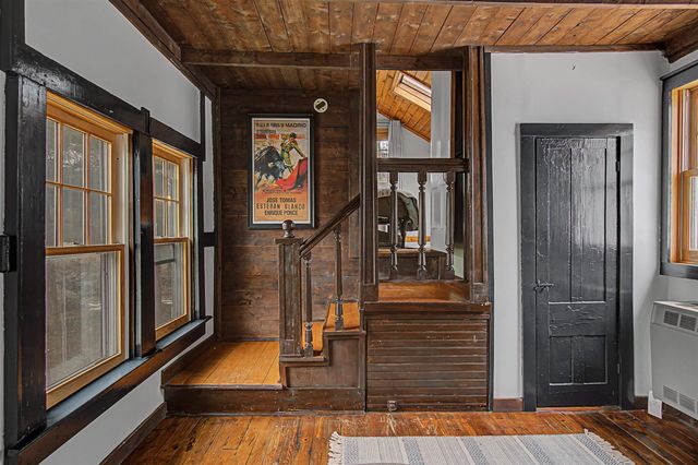 86 Stowe Street, Waterbury, VT 05676