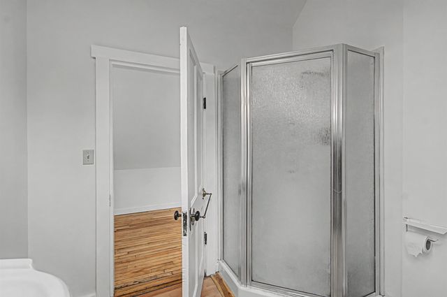 86 Stowe Street, Waterbury, VT 05676