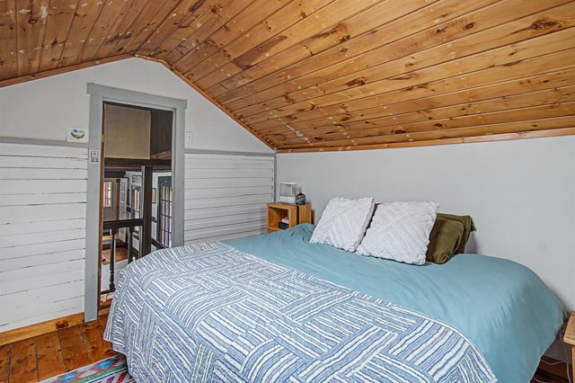 86 Stowe Street, Waterbury, VT 05676