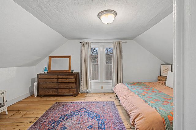 86 Stowe Street, Waterbury, VT 05676