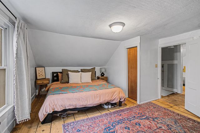 86 Stowe Street, Waterbury, VT 05676