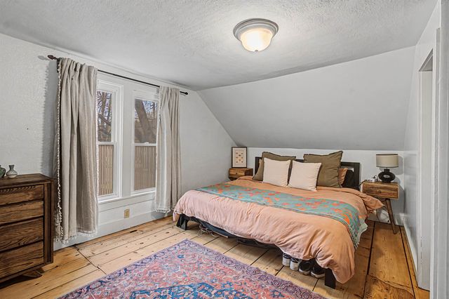 86 Stowe Street, Waterbury, VT 05676