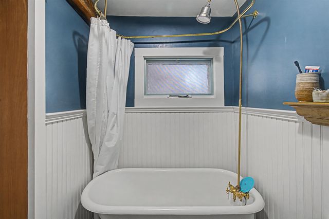 86 Stowe Street, Waterbury, VT 05676