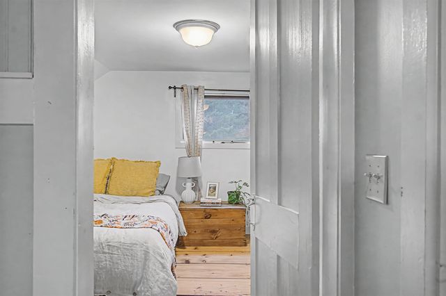 86 Stowe Street, Waterbury, VT 05676