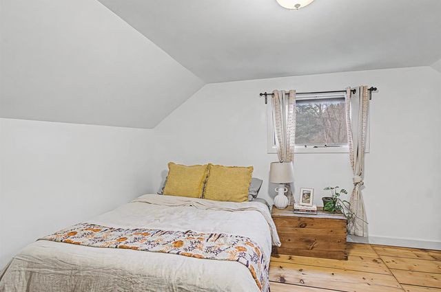 86 Stowe Street, Waterbury, VT 05676