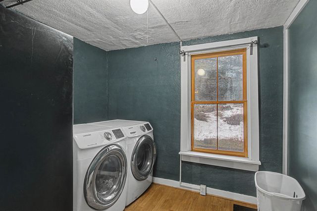 86 Stowe Street, Waterbury, VT 05676