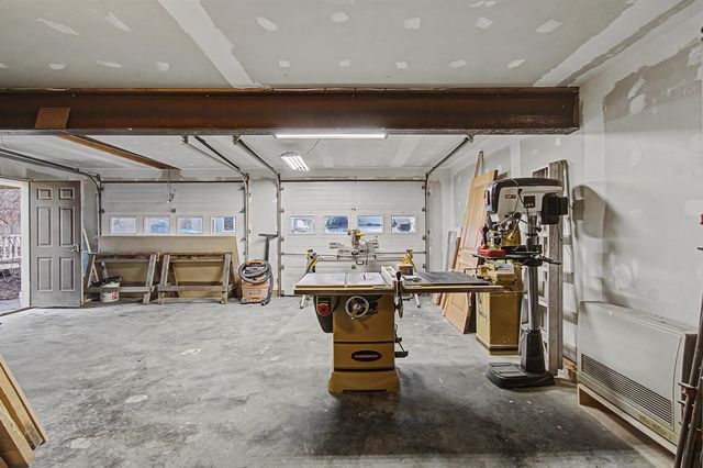 86 Stowe Street, Waterbury, VT 05676