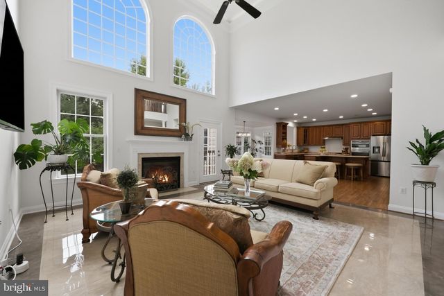 37849 WRIGHT FARM DR, Purcellville, VA 20132
