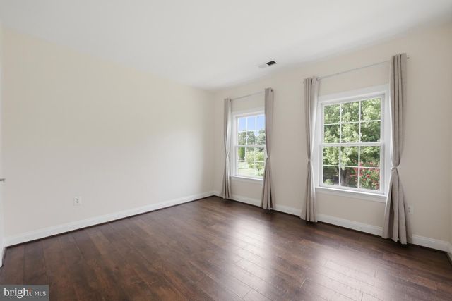 37849 WRIGHT FARM DR, Purcellville, VA 20132