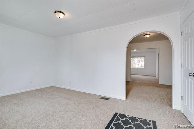 5645 N Linville Street, Westland, MI 48185