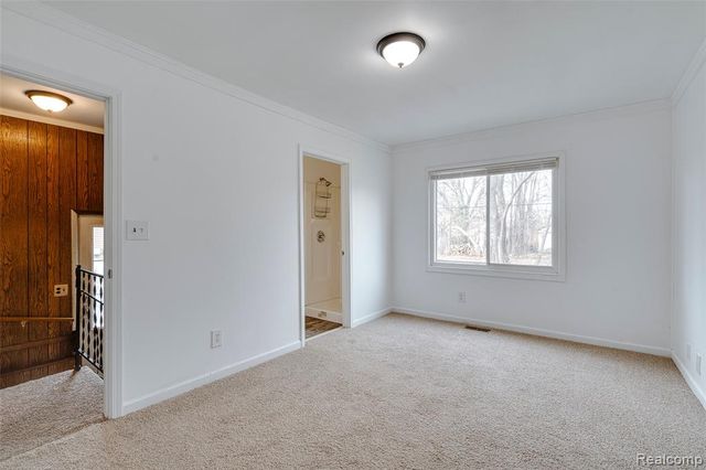 5645 N Linville Street, Westland, MI 48185