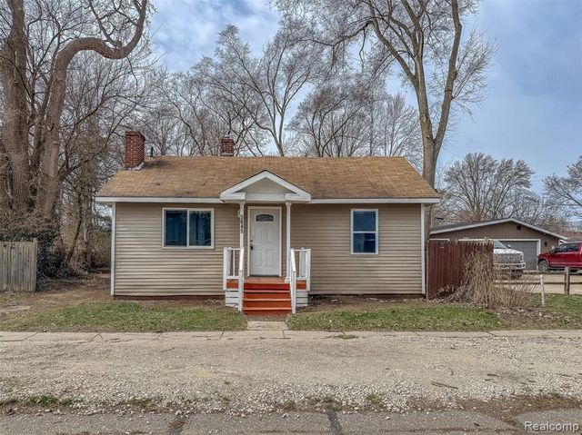5645 N Linville Street, Westland, MI 48185