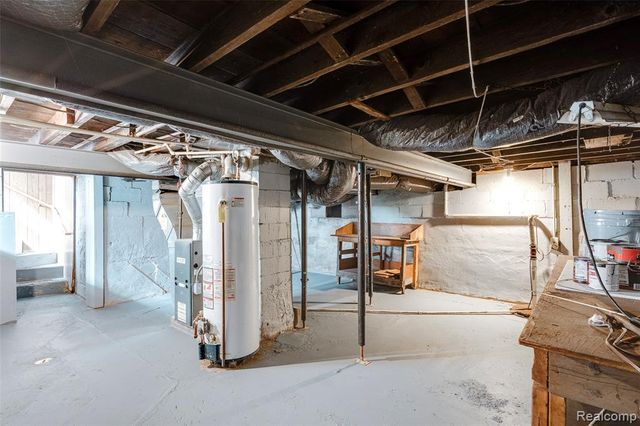 5645 N Linville Street, Westland, MI 48185