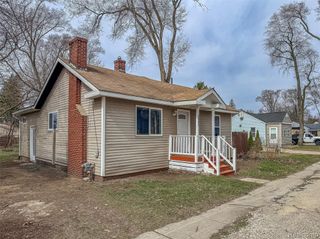 5645 N Linville Street, Westland, MI 48185