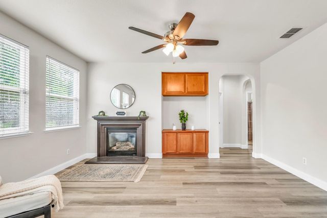 3411 River Shoal Ave, Sacramento, CA 95833