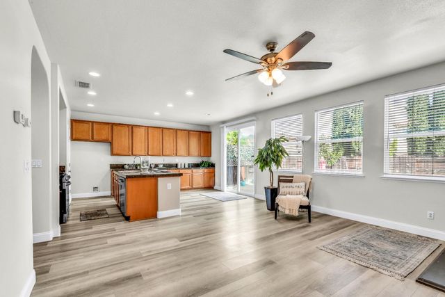 3411 River Shoal Ave, Sacramento, CA 95833