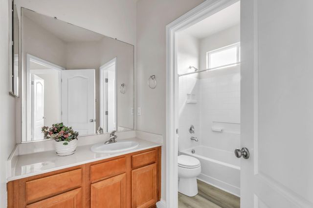 3411 River Shoal Ave, Sacramento, CA 95833