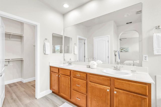 3411 River Shoal Ave, Sacramento, CA 95833