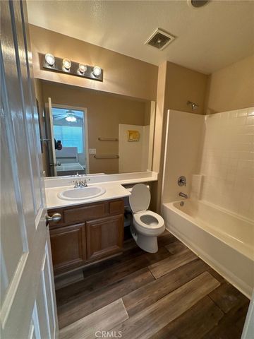 32023 Cottage Glen Drive, Lake Elsinore, CA 92532