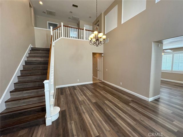 32023 Cottage Glen Drive, Lake Elsinore, CA 92532