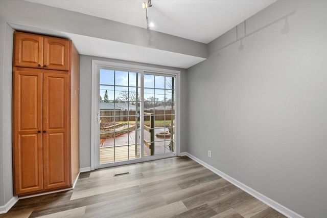 W148N8435 Albert PLACE, Menomonee Falls, WI 53051