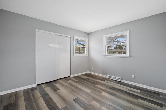 W148N8435 Albert PLACE, Menomonee Falls, WI 53051