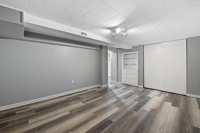 W148N8435 Albert PLACE, Menomonee Falls, WI 53051