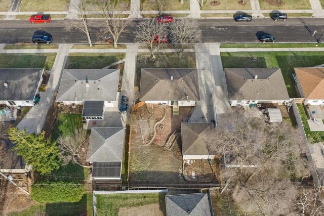 W148N8435 Albert PLACE, Menomonee Falls, WI 53051