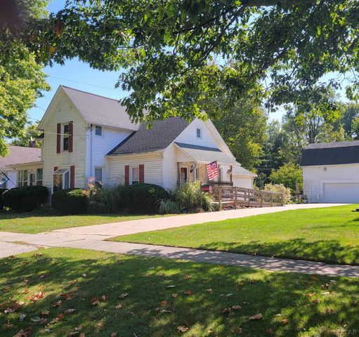 903 Michigan Avenue, Adrian, MI 49221