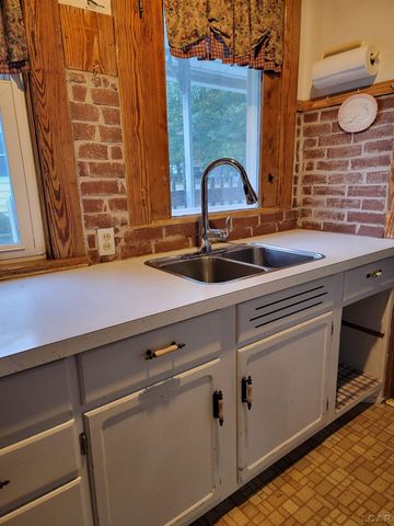 903 Michigan Avenue, Adrian, MI 49221