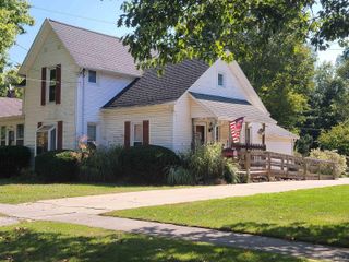 903 Michigan Avenue, Adrian, MI 49221