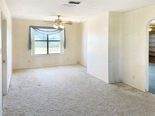506 Avenue C, Carbon, TX 76435