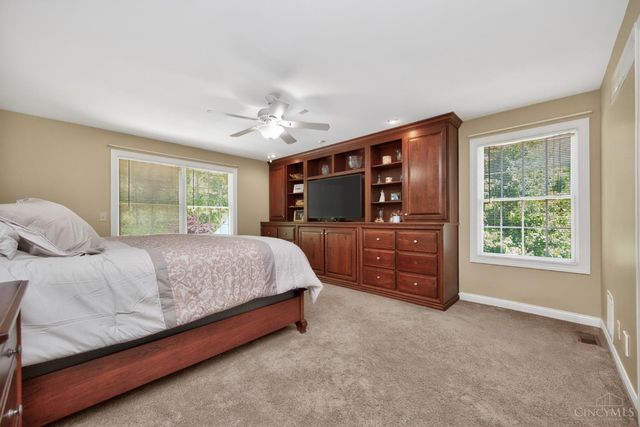 1041 Blue Sky Drive, Goshen Twp, OH 45122