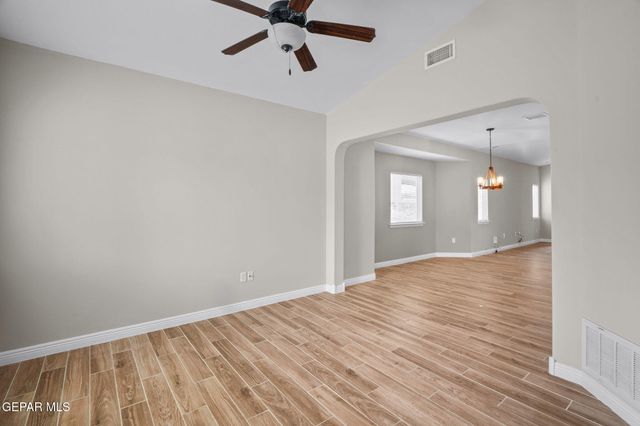 14353 N CAVE Drive, El Paso, TX 79938