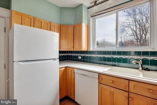 221 W SEDGWICK ST, Philadelphia, PA 19119