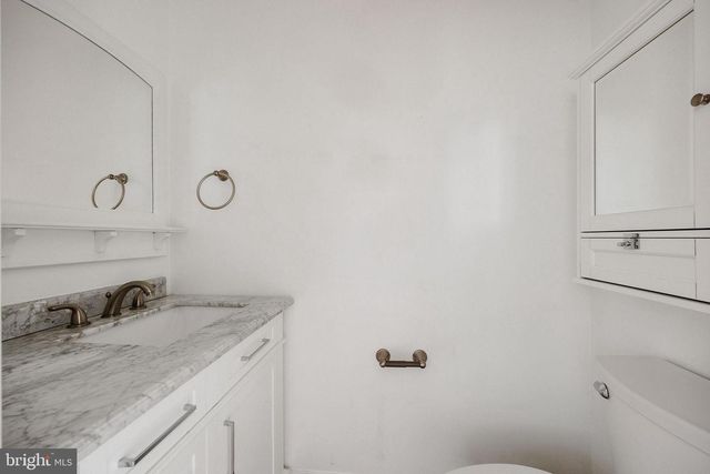 221 W SEDGWICK ST, Philadelphia, PA 19119