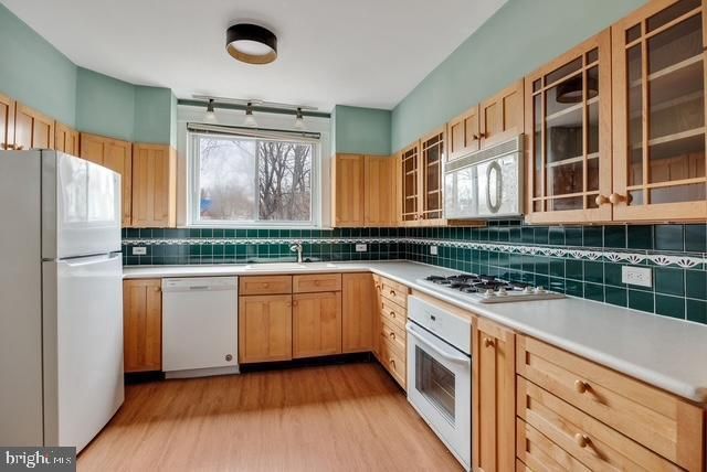 221 W SEDGWICK ST, Philadelphia, PA 19119