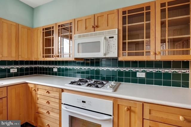 221 W SEDGWICK ST, Philadelphia, PA 19119