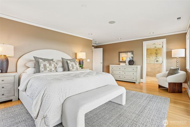 1616 Bigelow Avenue N, Seattle, WA 98109