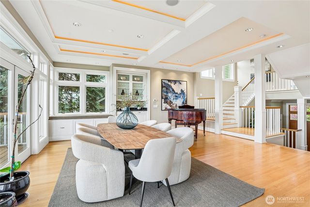 1616 Bigelow Avenue N, Seattle, WA 98109