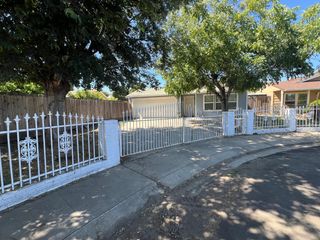 513 Algen Ct, Modesto, CA 95358