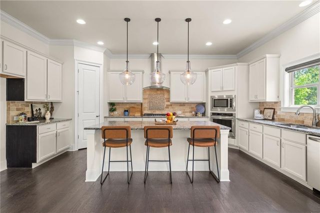 1715 Bates Road, Alpharetta, GA 30009