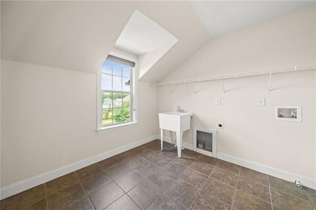 1715 Bates Road, Alpharetta, GA 30009