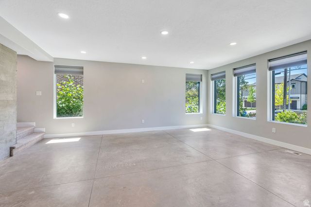 7033 S 300 E, Midvale, UT 84047