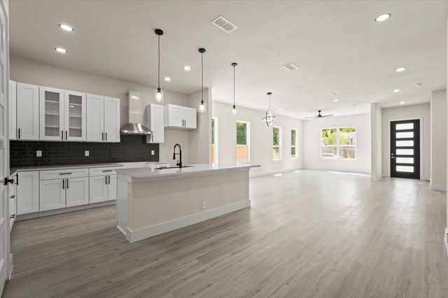 4020 Ranger Drive, Dallas, TX 75212