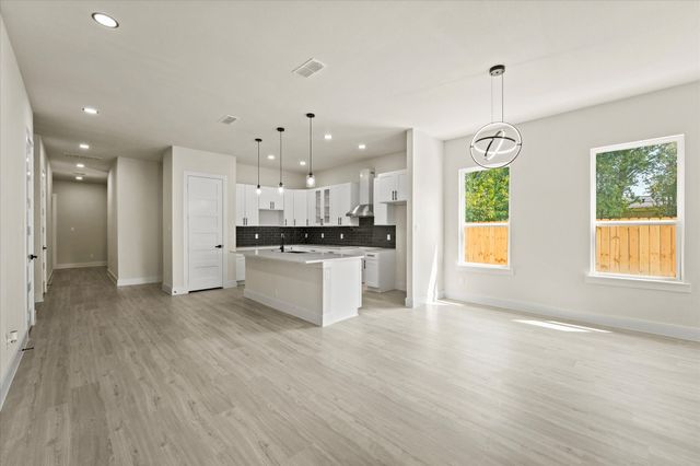 4020 Ranger Drive, Dallas, TX 75212