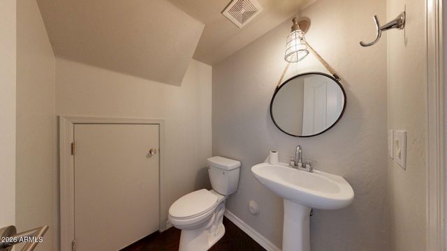451 W MOUNTAIN SAGE Drive, Phoenix, AZ 85045