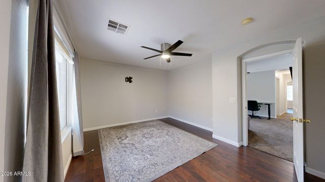 451 W MOUNTAIN SAGE Drive, Phoenix, AZ 85045